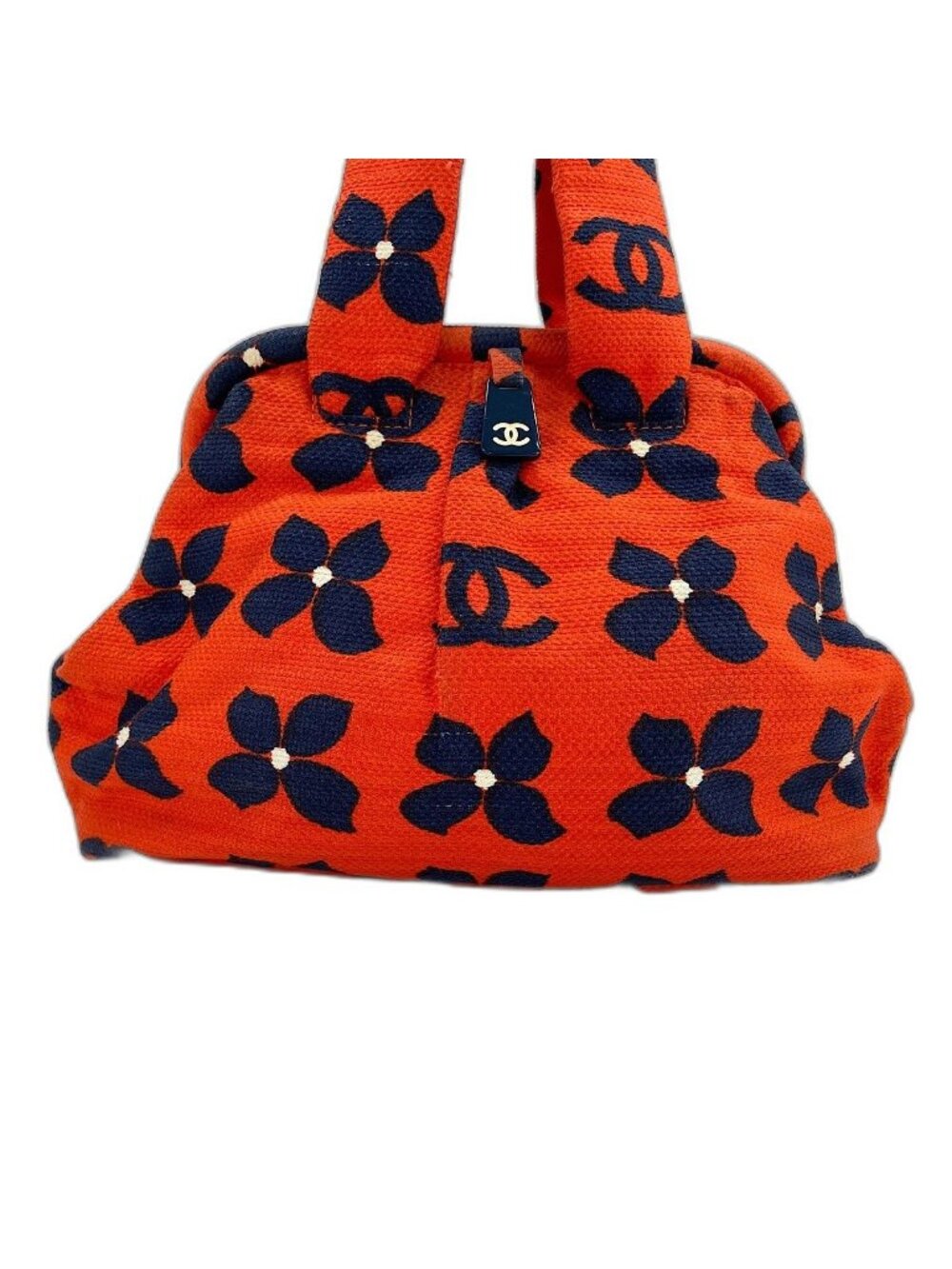 Chanel Handbag - Picture 3 of 10